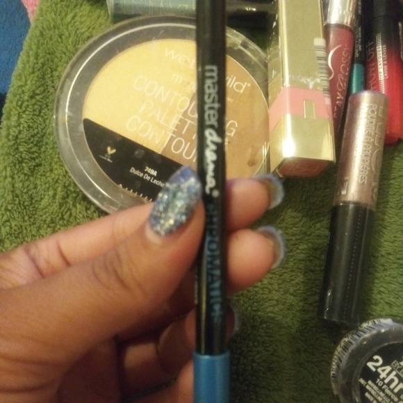 Make up - Picture 8 of 8